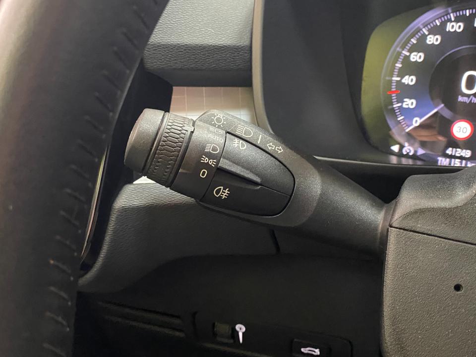 Volvo XC40 Business Plus T3 1.5 163CV Auto