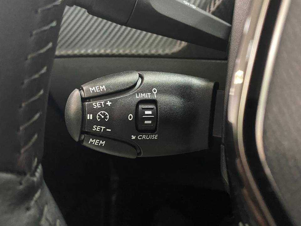 Peugeot 208 Allure 1.2 PureTech 100CV