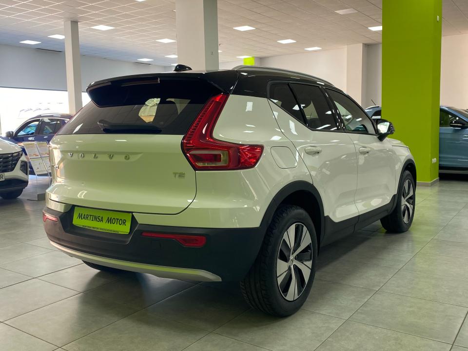 Volvo XC40 Momentum Pro T2 1.5 129CV Auto