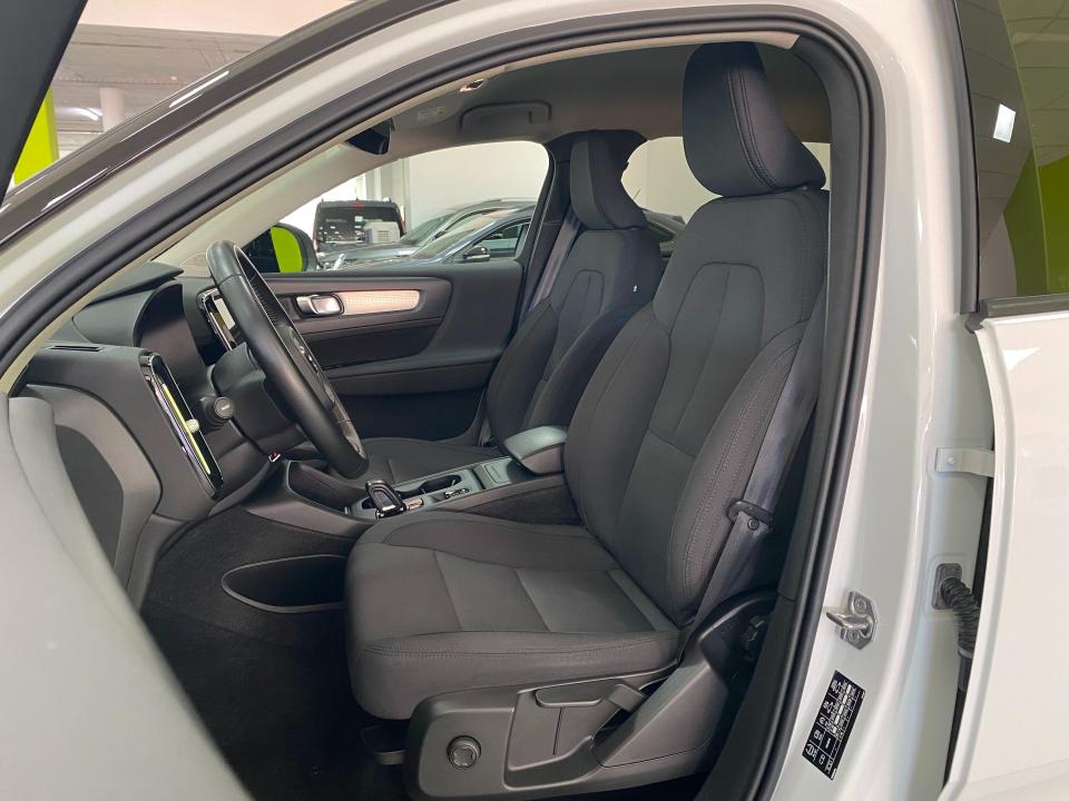 Volvo XC40 Momentum Pro T2 1.5 129CV Auto