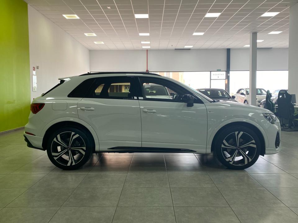 Audi Q3 Black line 35 2.0 TDI 150CV S-Tronic