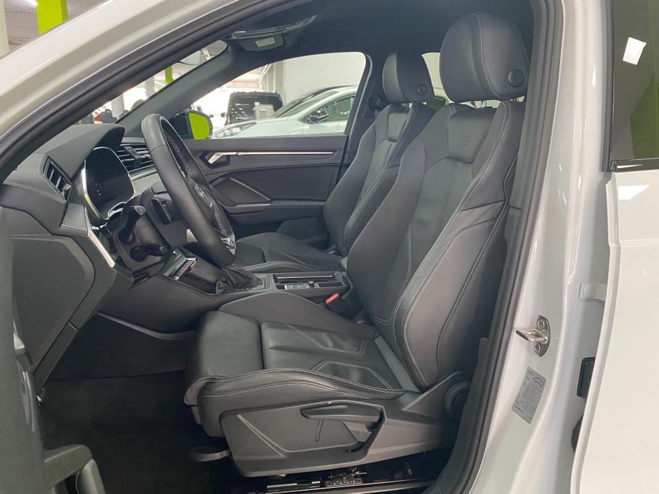 Audi Q3 Black line 35 2.0 TDI 150CV S-Tronic