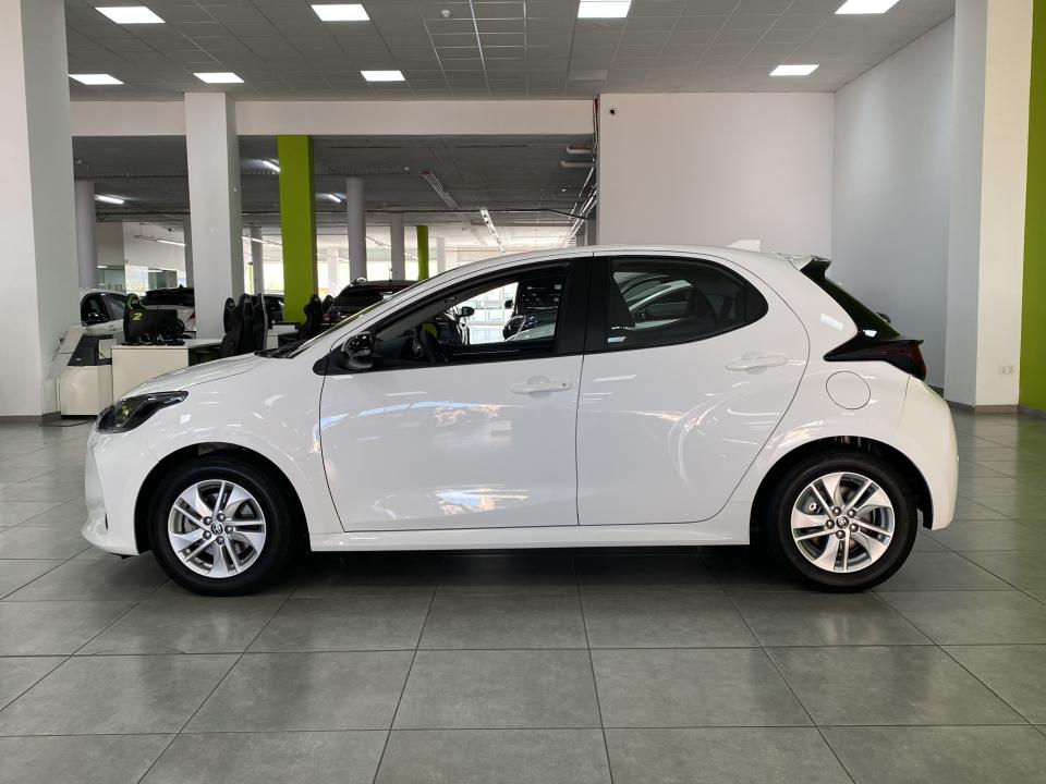 Toyota Yaris Business Plus 1.5 120H HEV