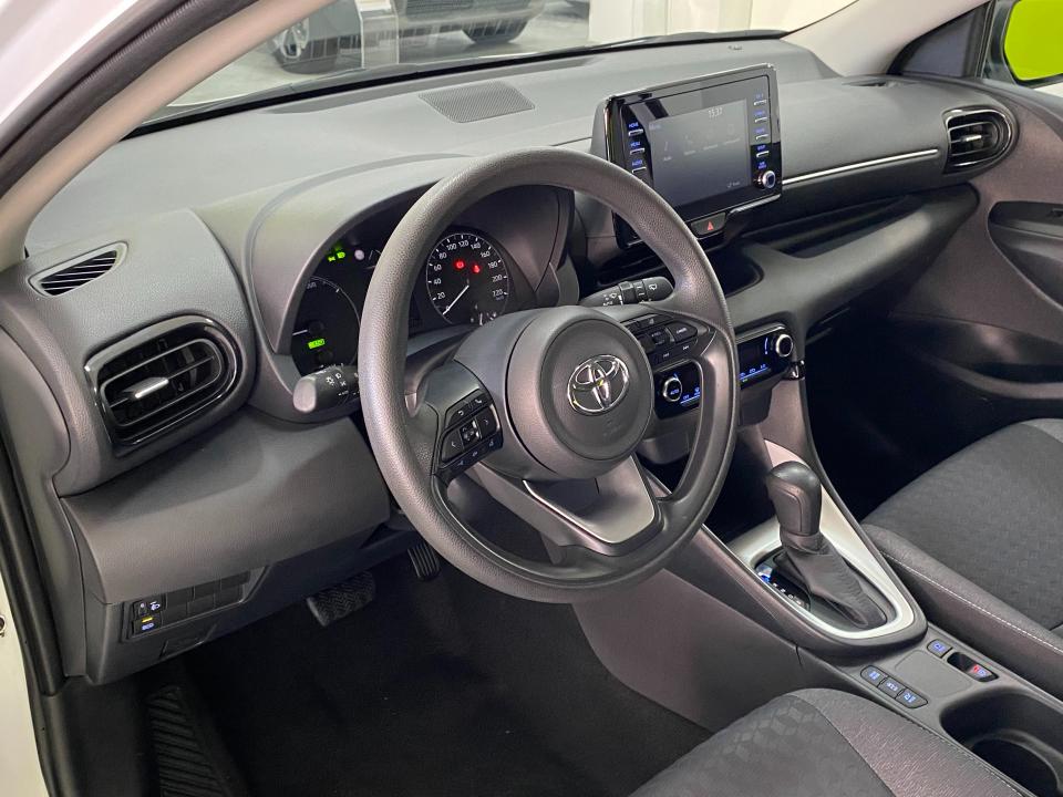 Toyota Yaris Business Plus 1.5 120H HEV