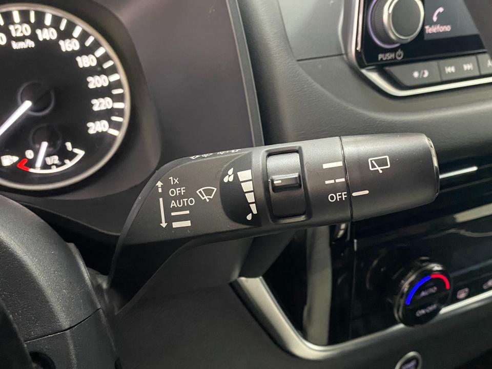 Nissan Qashqai Acenta 1.3 DIG-T 140CV MHEV