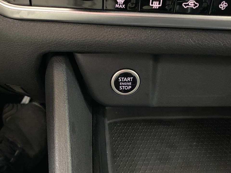 Nissan Qashqai Acenta 1.3 DIG-T 140CV MHEV