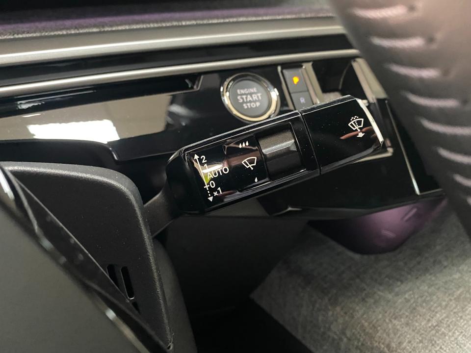 Peugeot 3008 Allure Hybrid 1.2 136CV eDCS6 MHEV