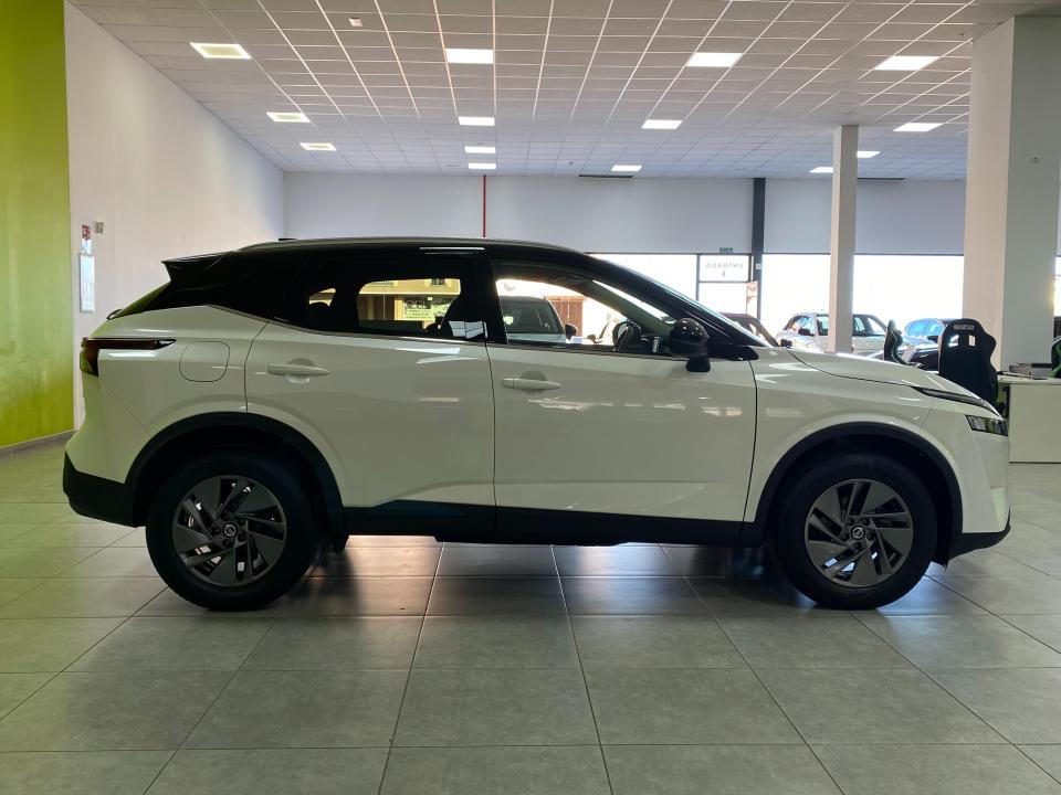 Nissan Qashqai Acenta 1.3 DIG-T 140CV MHEV
