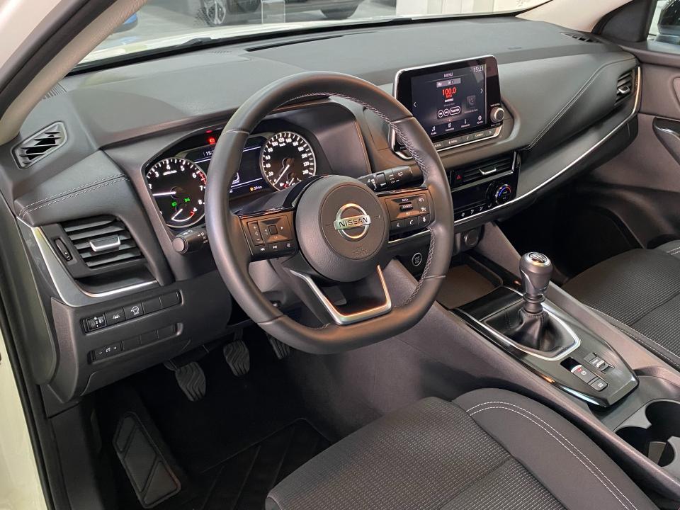 Nissan Qashqai Acenta 1.3 DIG-T 140CV MHEV