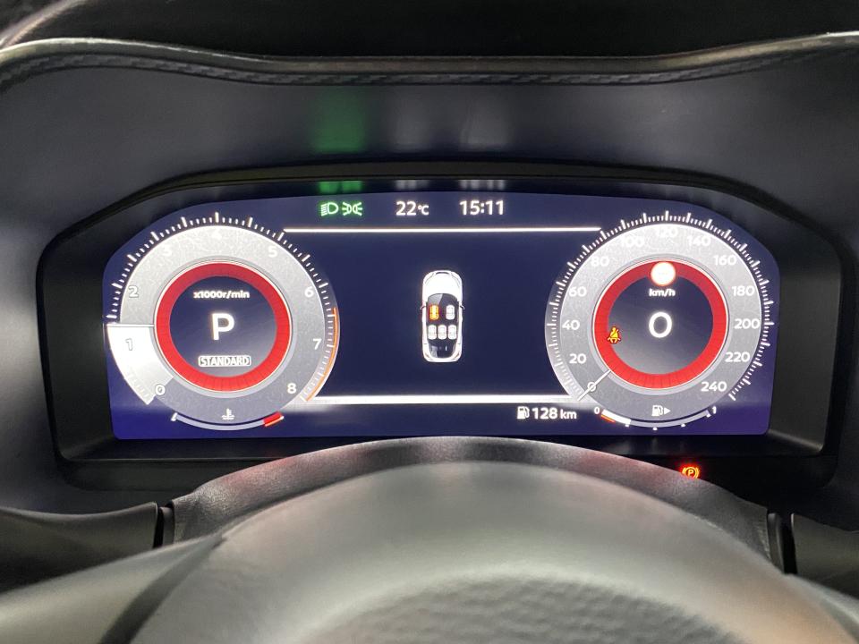 Nissan JUKE N-Connecta 1.0 DIG-T 114CV DCT