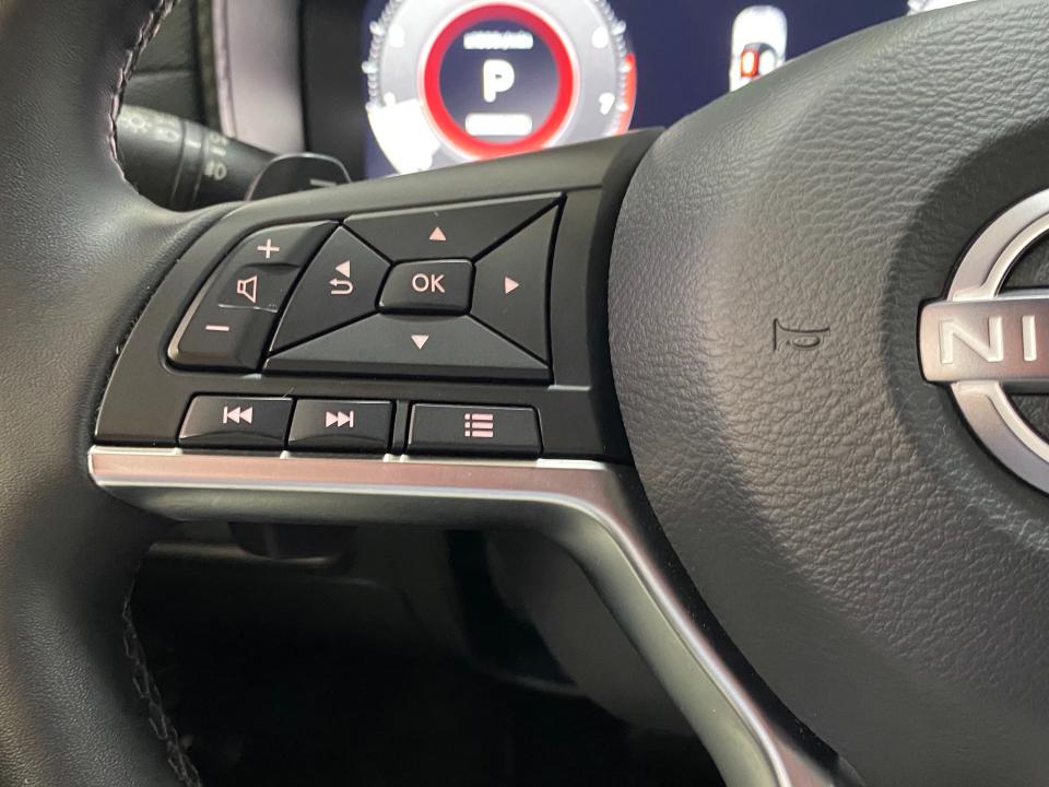 Nissan JUKE N-Connecta 1.0 DIG-T 114CV DCT