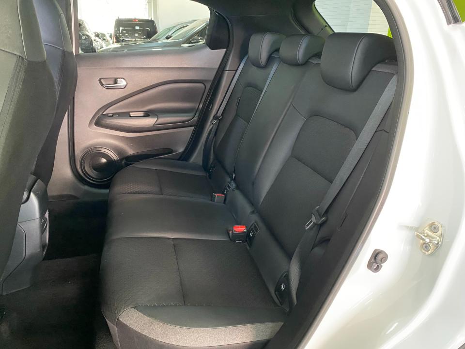 Nissan JUKE N-Connecta 1.0 DIG-T 114CV DCT