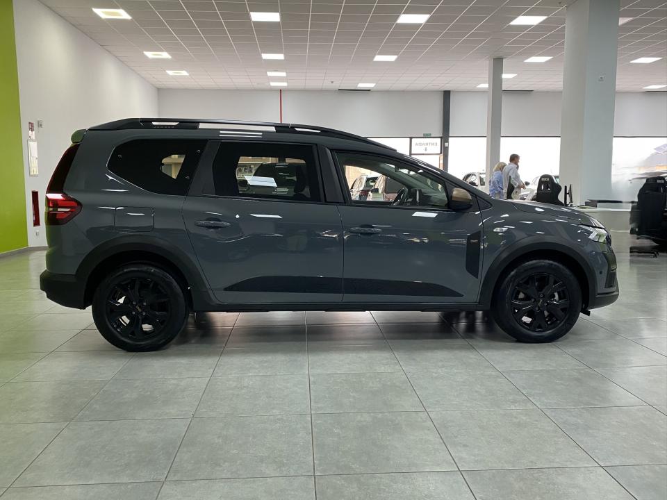 Dacia Jogger Extreme 7 plazas 1.6 140CV Auto HEV