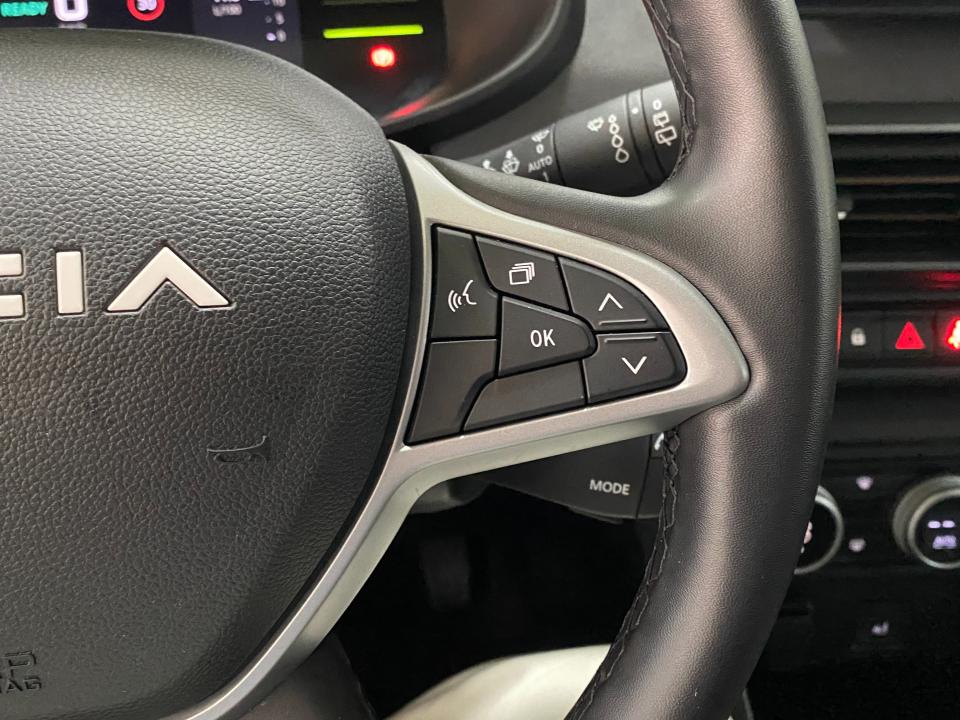 Dacia Jogger Extreme 7 plazas 1.6 140CV Auto HEV