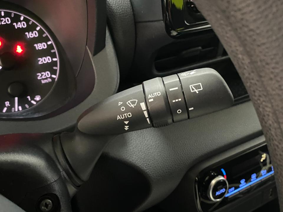 Toyota Yaris Business Plus 1.5 120H HEV