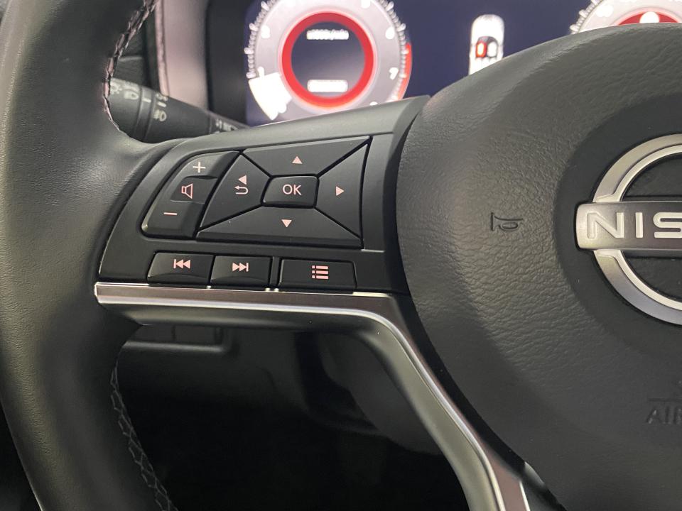 Nissan JUKE N-Connecta 1.0 DIG-T 114CV