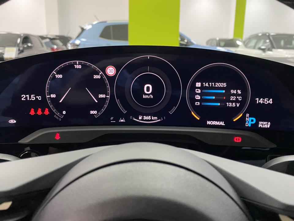 Porsche Taycan RWD 476CV con overboost