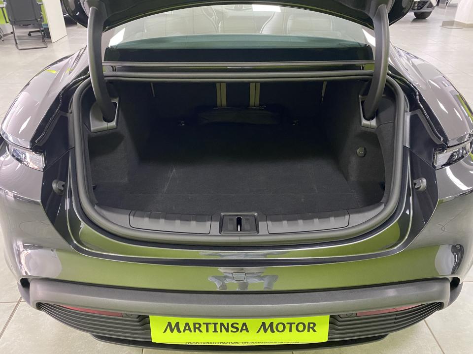 Porsche Taycan RWD 476CV con overboost