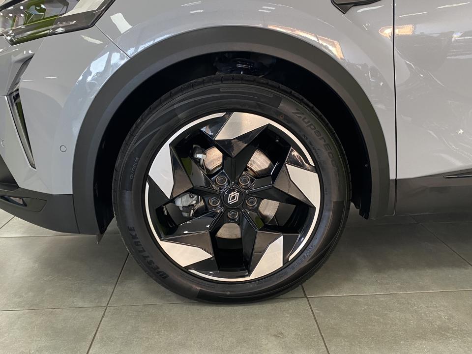 Renault Captur Techno 1.6 E-Tech 145CV Auto HEV