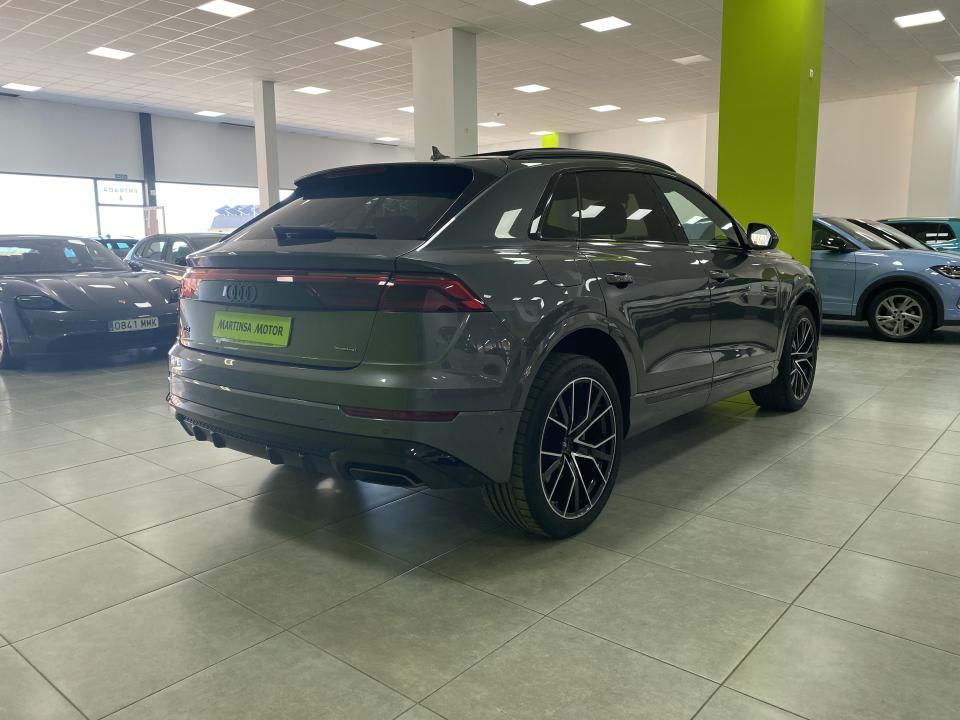 Audi Q8 Black line Quattro 50 3.0 TDI 286CV