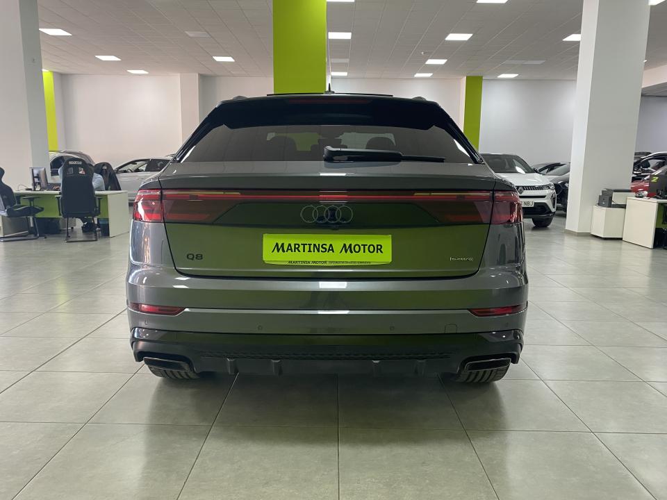 Audi Q8 Black line Quattro 50 3.0 TDI 286CV