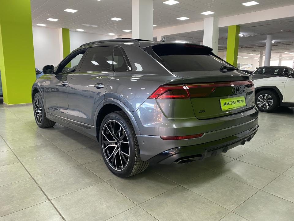 Audi Q8 Black line Quattro 50 3.0 TDI 286CV