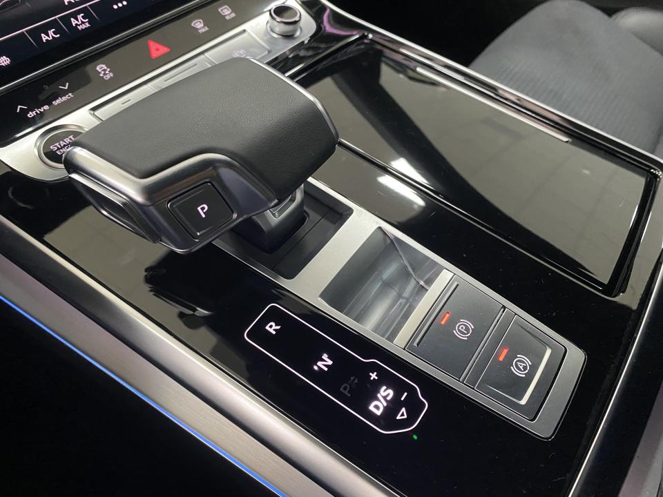 Audi Q8 Black line Quattro 50 3.0 TDI 286CV