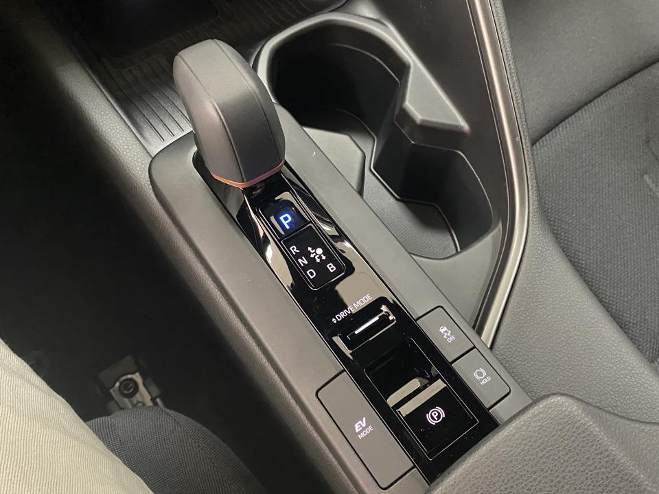 Toyota C-HR Advance 1.8 140H e-CVT HEV