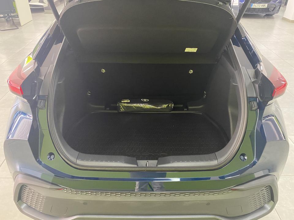 Toyota C-HR Advance 1.8 140H e-CVT HEV