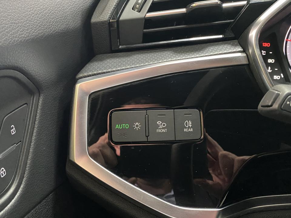 Audi Q3 Black line 35 2.0 TDI 150CV S-Tronic