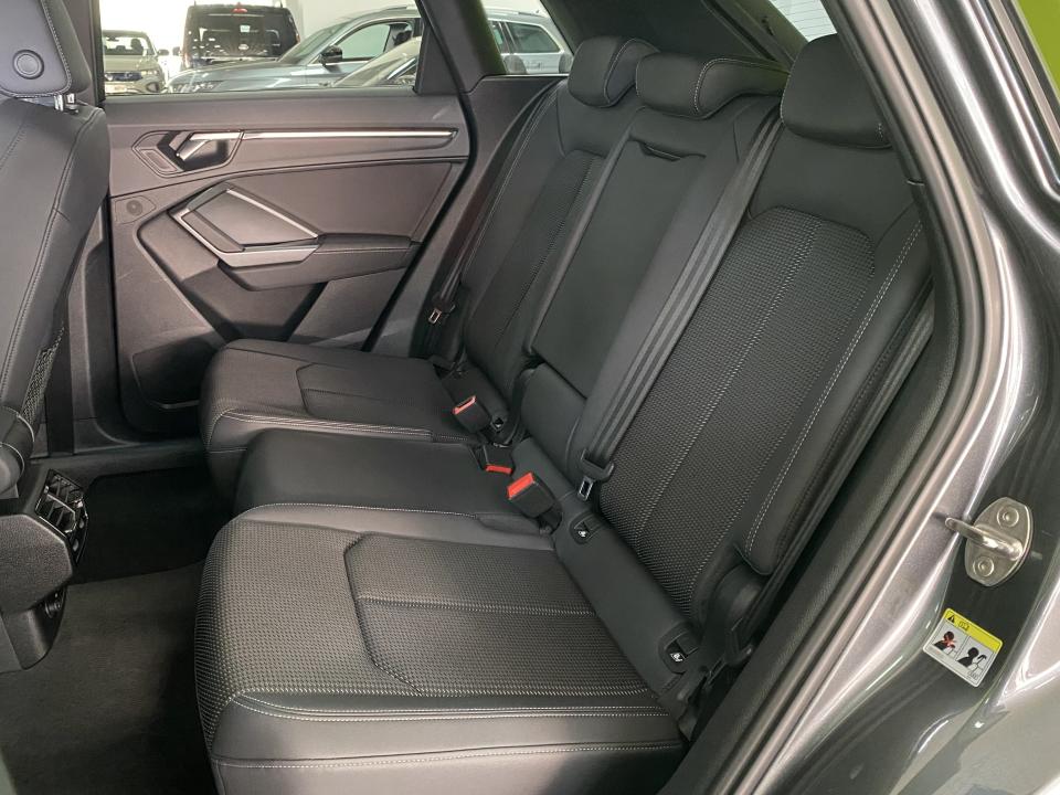 Audi Q3 Black line 35 2.0 TDI 150CV S-Tronic