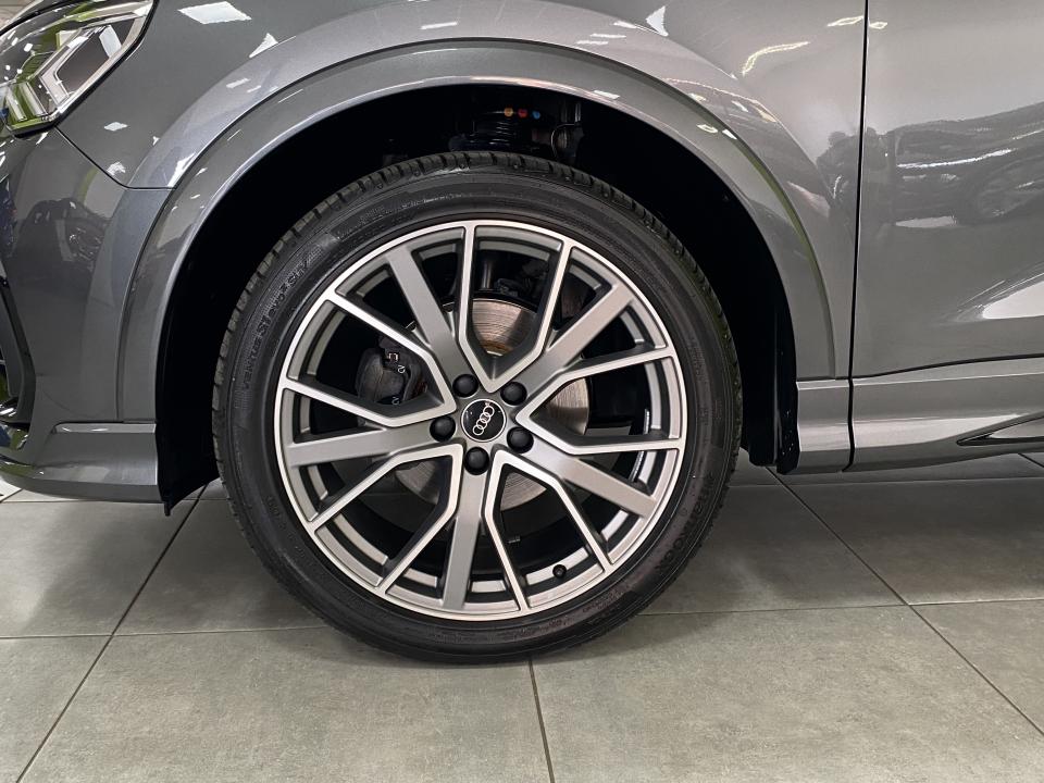 Audi Q3 Black line 35 2.0 TDI 150CV S-Tronic