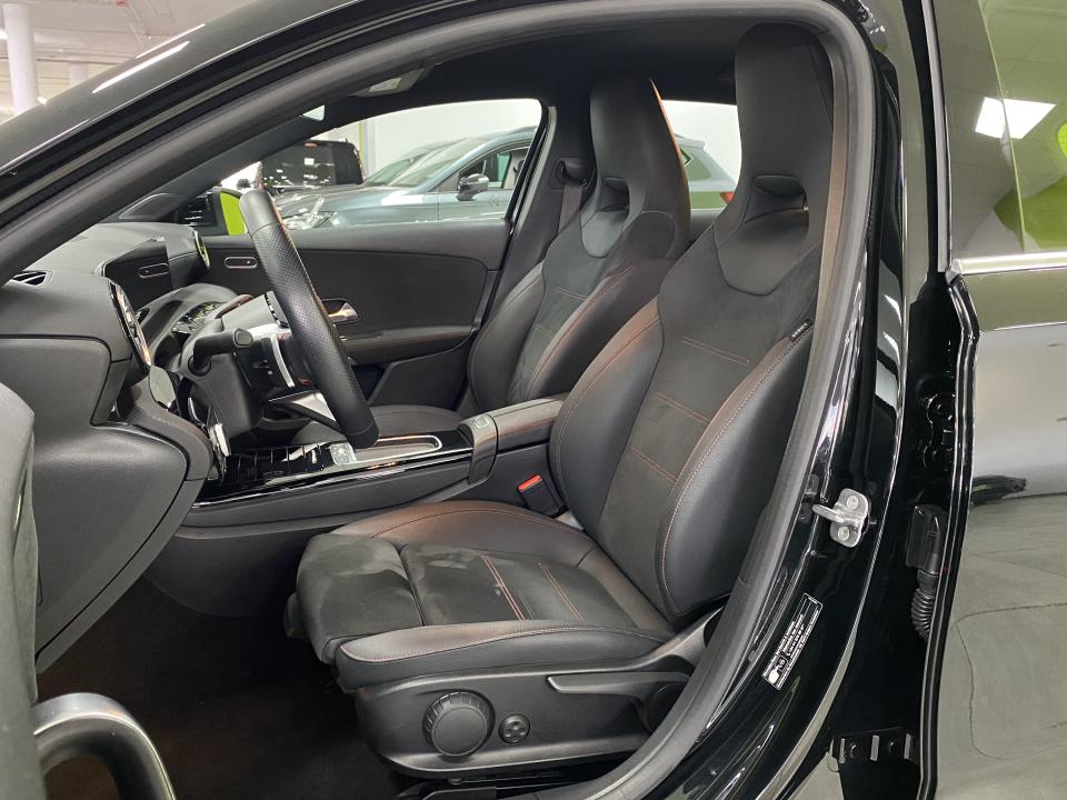 Mercedes Benz Clase A AMG 180 1.3 136CV Auto. MHEV