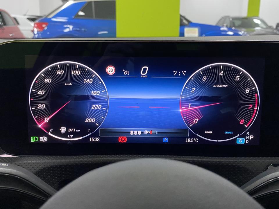 Mercedes Benz Clase A AMG 180 1.3 136CV Auto. MHEV