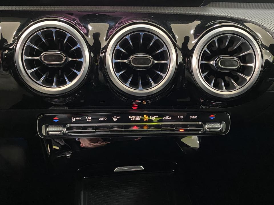 Mercedes Benz Clase A AMG 180 1.3 136CV Auto. MHEV