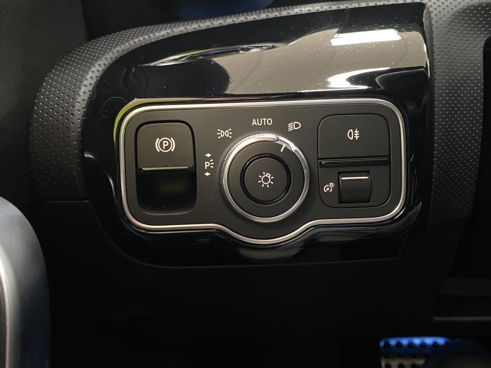 Mercedes Benz Clase A AMG 180 1.3 136CV Auto. MHEV