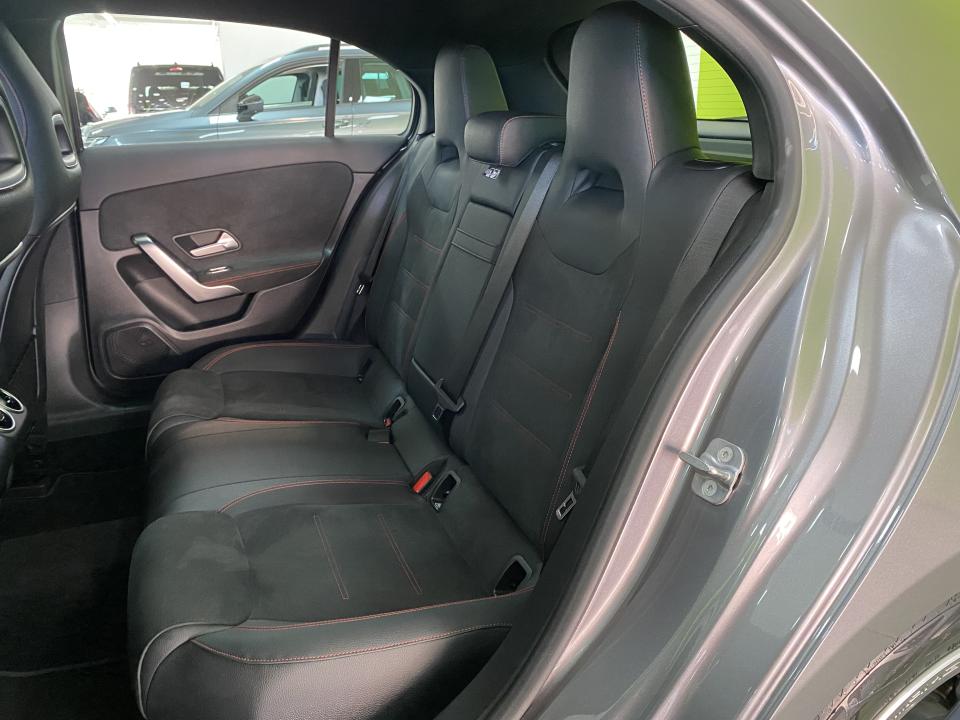 Mercedes Benz Clase A AMG 180 1.3 136CV Auto. MHEV