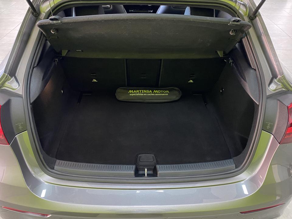 Mercedes Benz Clase A AMG 180 1.3 136CV Auto. MHEV