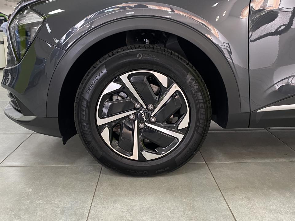 Kia Sportage Drive 4x2 1.6 TGDI 215CV Auto. HEV