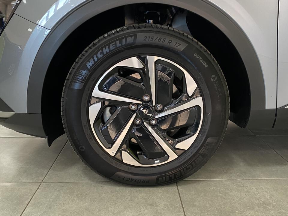 Kia Sportage Drive 4x2 1.6 TGDI 215CV Auto. HEV