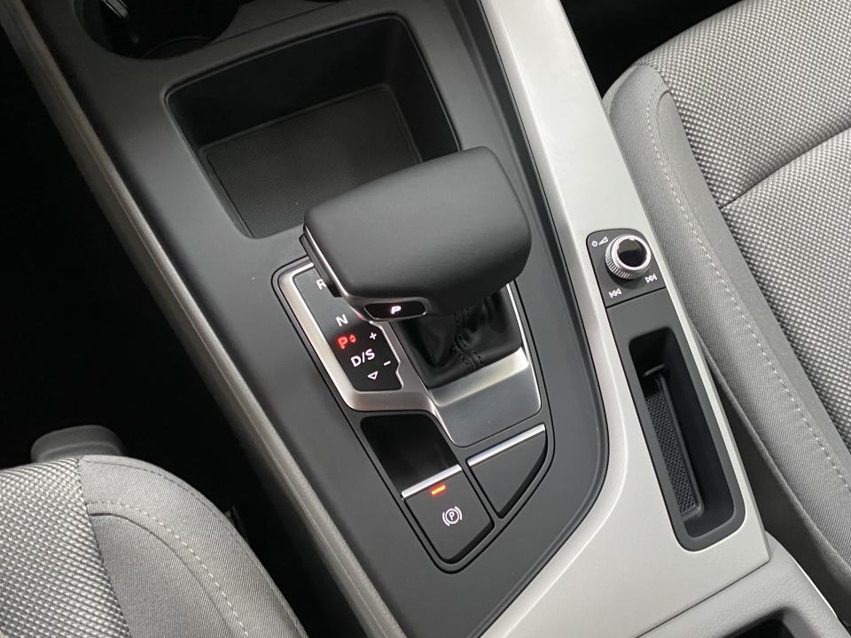 Audi A4 Avant Advanced 35 2.0 TDI 163CV S-Tronic MHEV