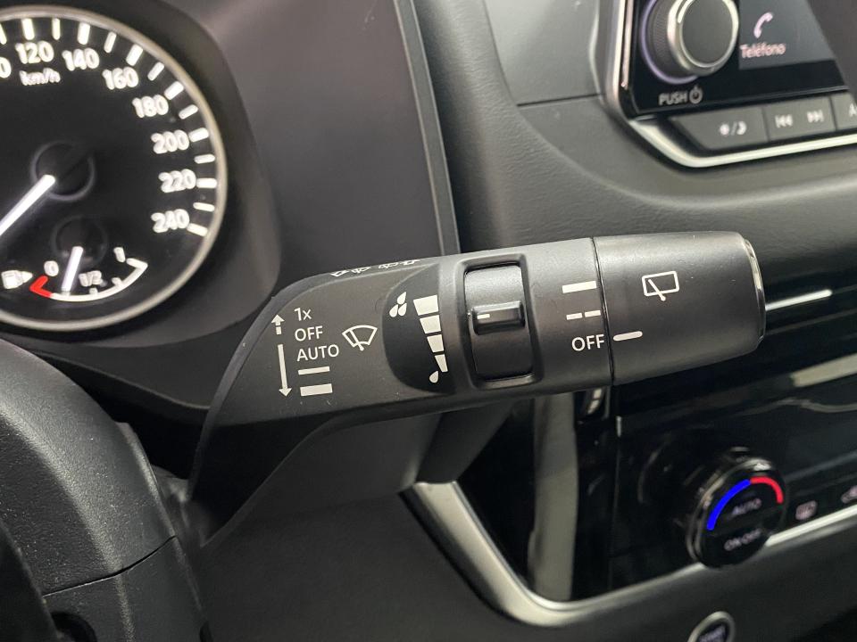 Nissan Qashqai Acenta 1.3 DIG-T 140CV MHEV