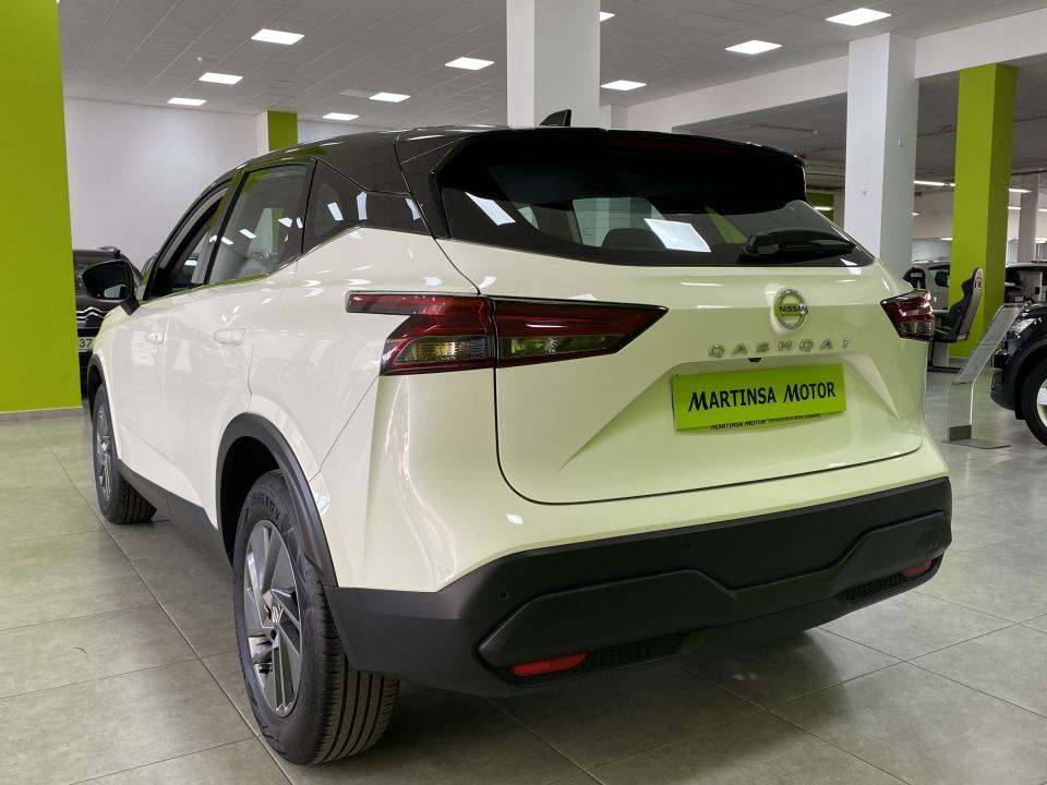 Nissan Qashqai Acenta 1.3 DIG-T 140CV MHEV