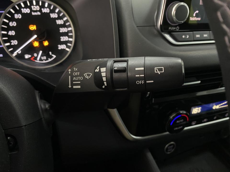 Nissan Qashqai Acenta 1.3 DIG-T 140CV MHEV