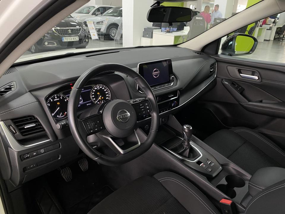 Nissan Qashqai Acenta 1.3 DIG-T 140CV MHEV