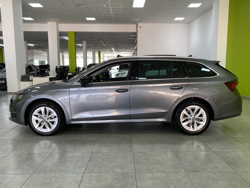 Skoda Octavia Combi Design 2.0 TDI 150CV DSG