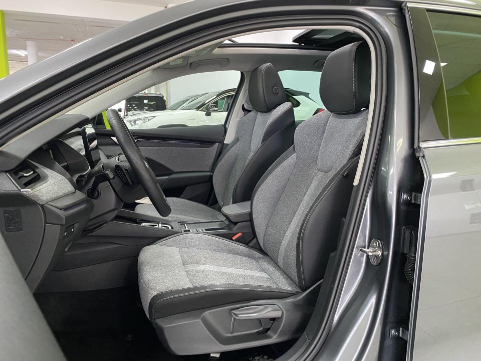 Skoda Octavia Combi Design 2.0 TDI 150CV DSG