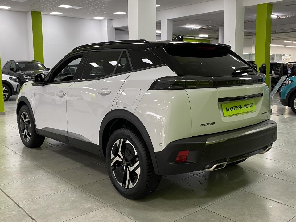 Peugeot 2008 Allure Hybrid 1.2 145CV eDCS6 MHEV