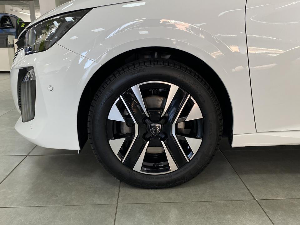 Peugeot 208 Allure Hybrid 1.2 100CV eDCS6 MHEV