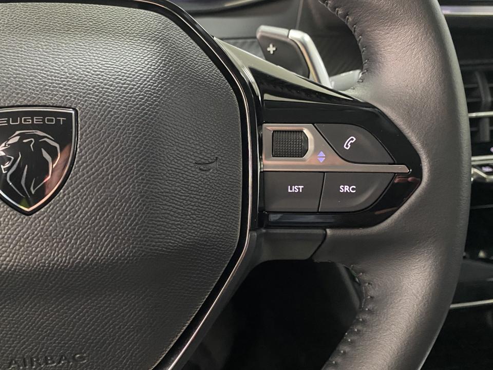 Peugeot 208 Allure Hybrid 1.2 100CV eDCS6 MHEV